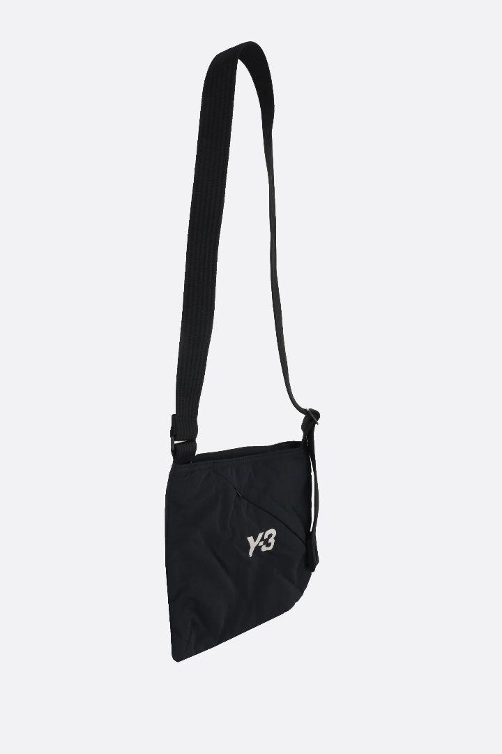 Y-3 ワイスリー ロゴ ナイロン サコッシュ クロスボディ バッグ