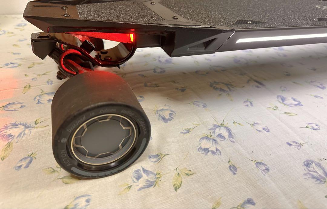 BLINK QU4TRO フルタイム4WD￼