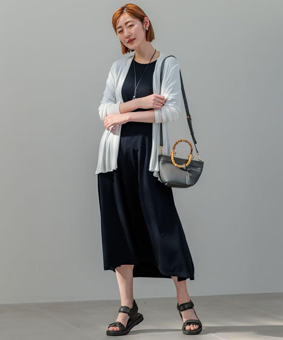 定価11000円！新品　23区⭐︎UVケア/接触冷感　ショートカーディガン　白
