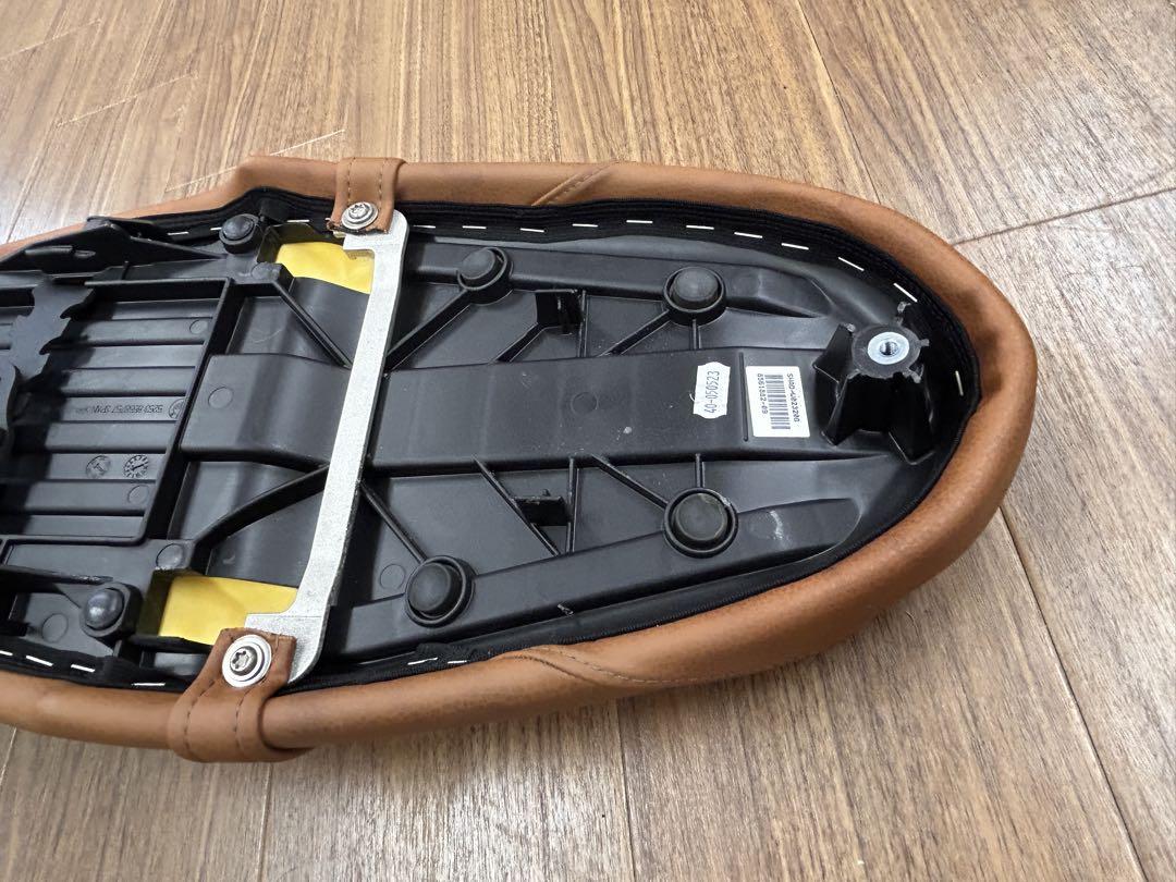 BMW Rninet スクランブラーシート