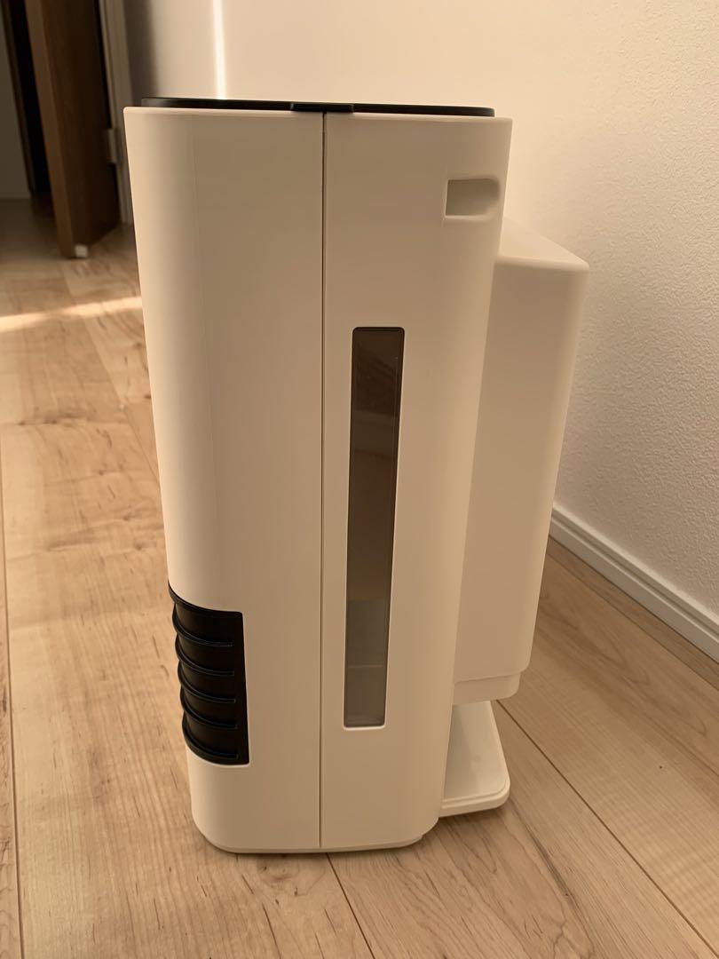 アイリスオーヤマ　大風量　加湿セラミックファンヒーター JKC125D1-W