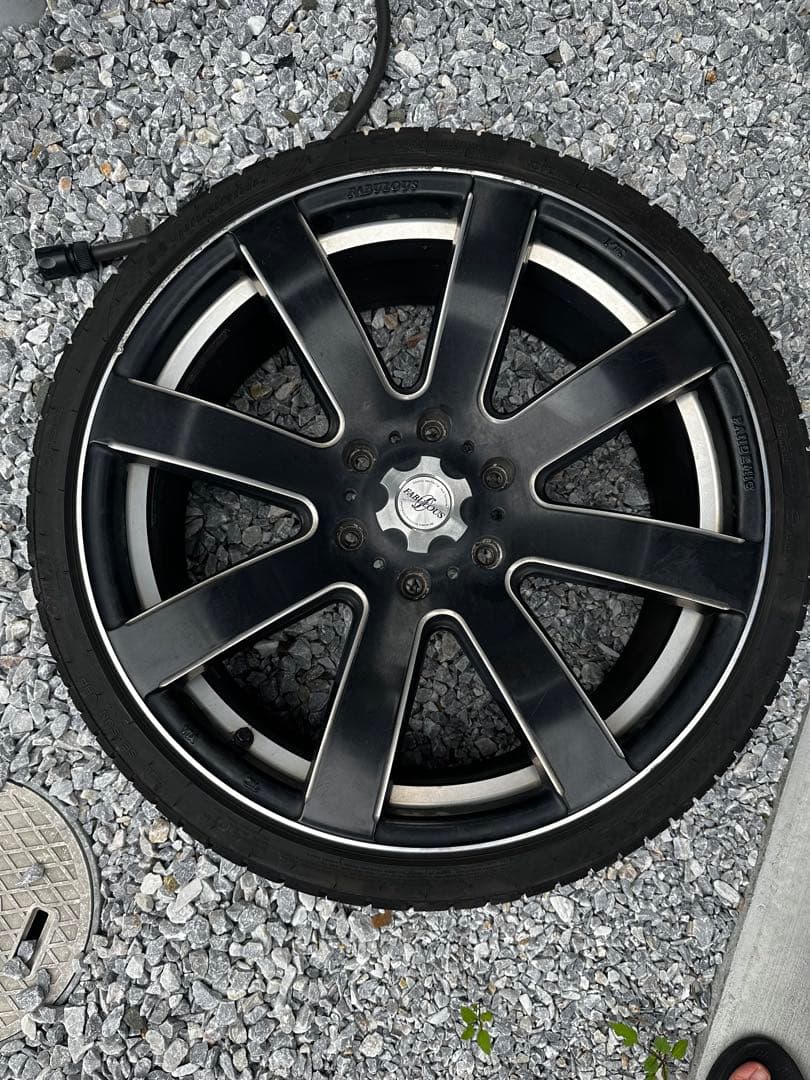 ハイエースホイール 20インチ