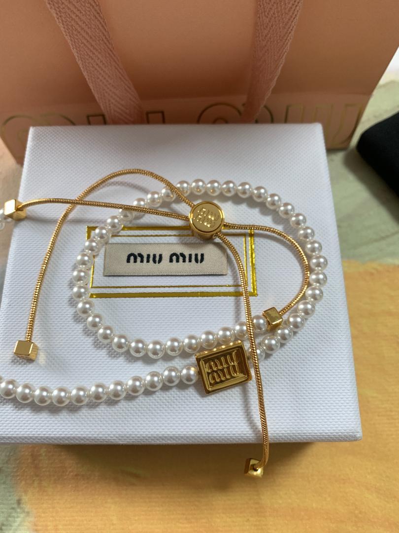 MIUMIU ミュウミュウ