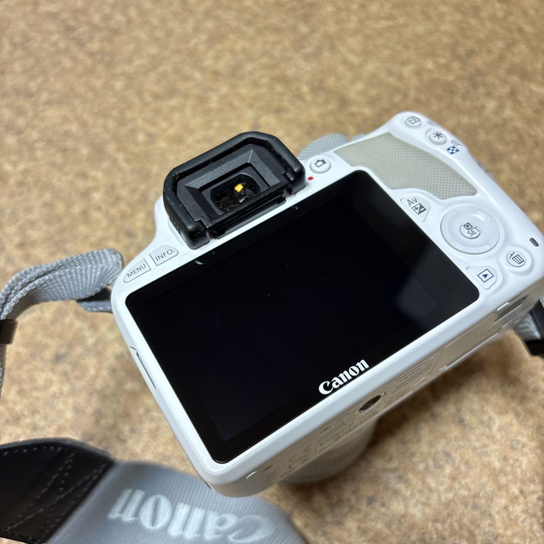 Canon EOS Kiss X7 ホワイト レンズ、ケース付き