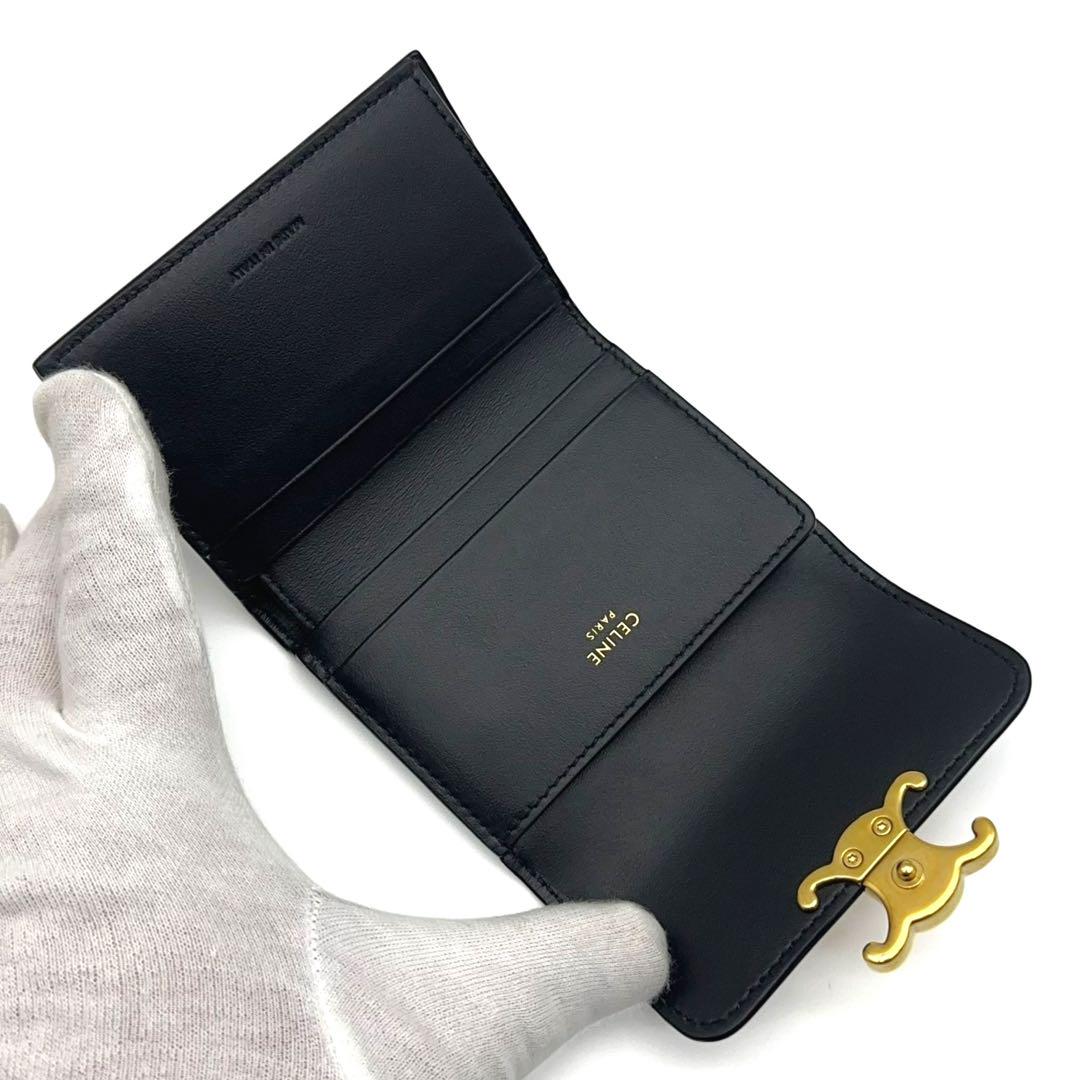 CELINE*イヴに再会*コイントリオンフ付きコンパクトウォレット CELINE】コイン入れ付きコンパクトウォレット トリオンフ 牛革