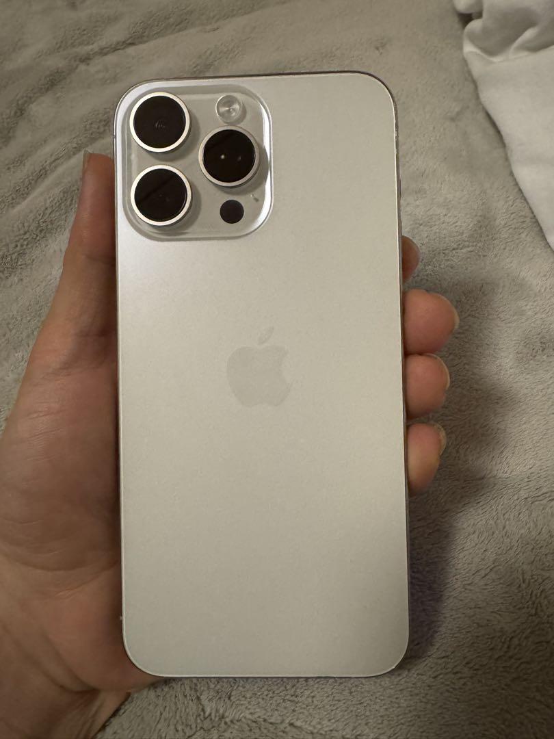 アメリカ版iPhone 15 Pro Max 256GB、美品，画面は交換済み s-l500.jpg