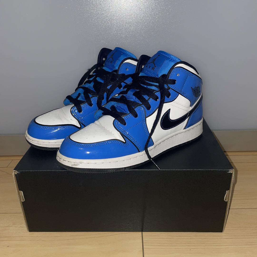 NIKE AIR JORDAN
