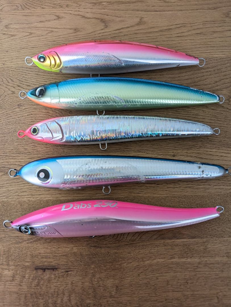 ローカル D-CLAW マリア ダイワ シマノ キャスティングルアーDAIWA