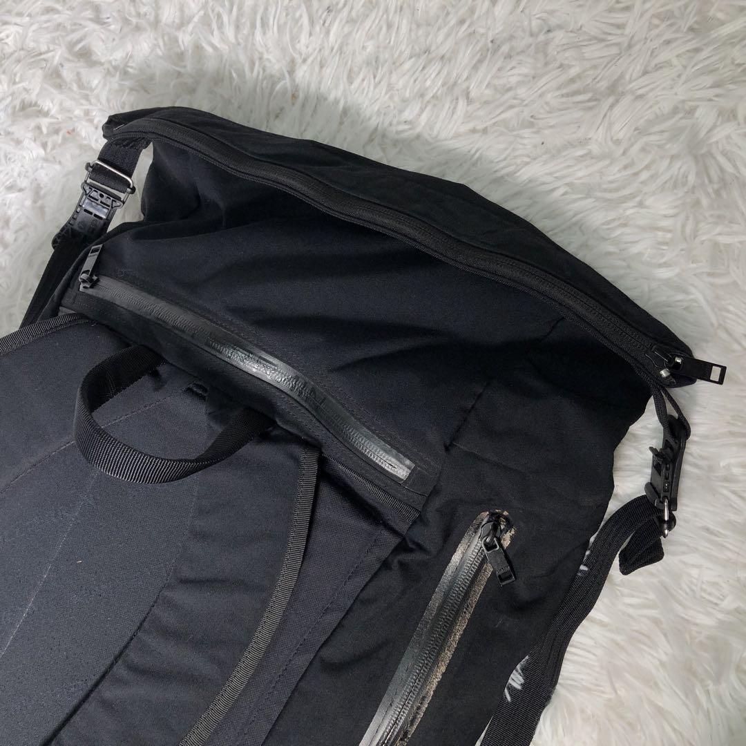 × PORTER