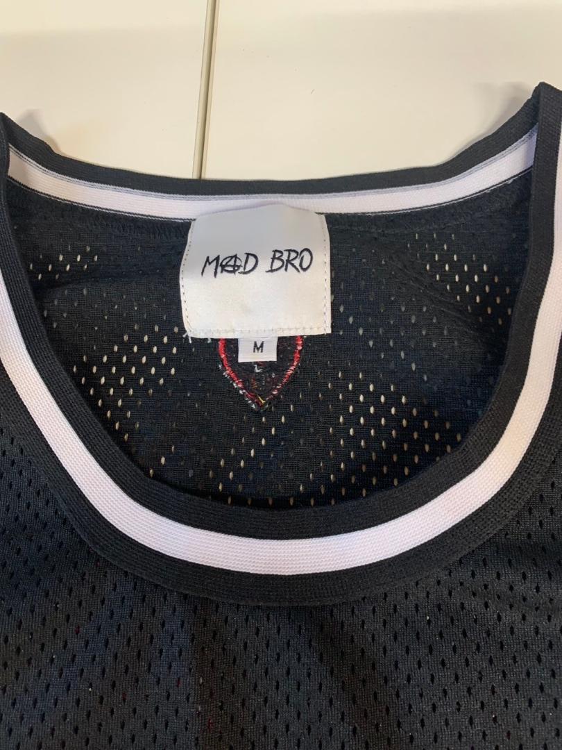 MAD　BRO