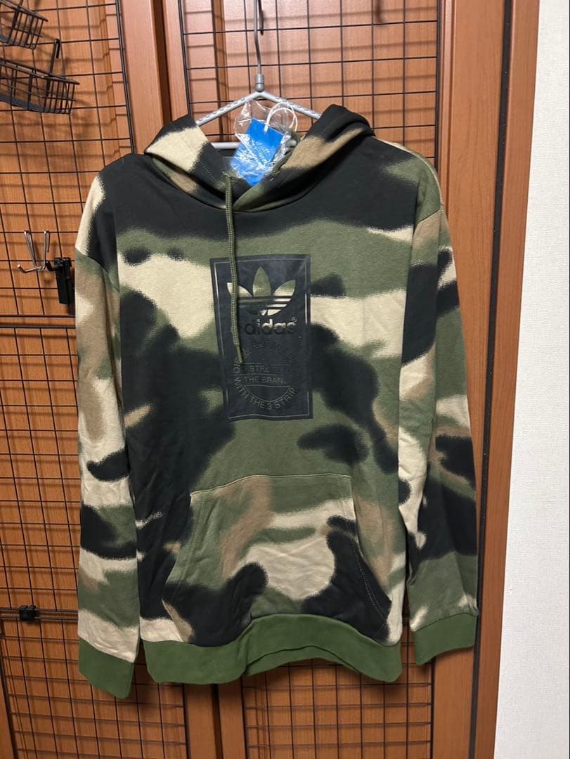 adidas カモフラージュ パーカー トラックパンツ セットアップ