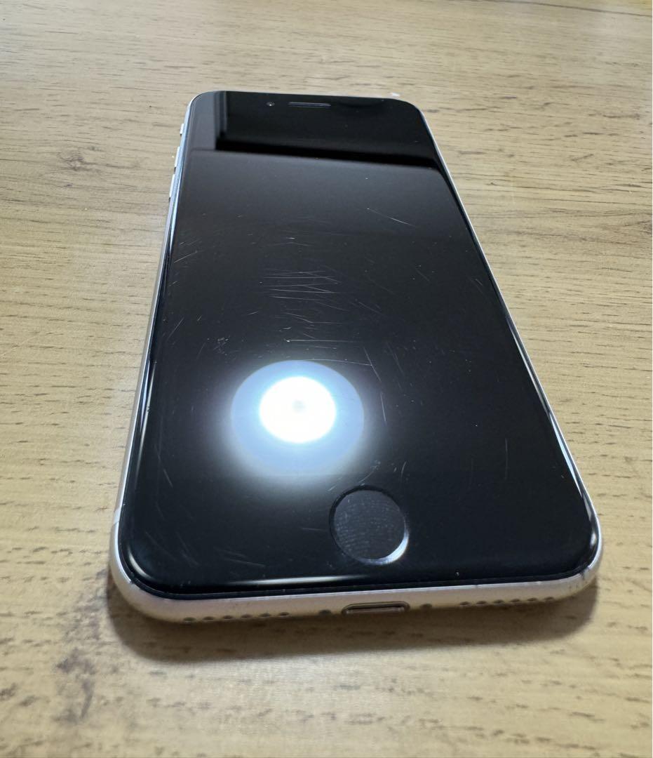 iPhone SE 第3世代 スターライト 64GB iPhone SE 第3世代 スターライト 64GB