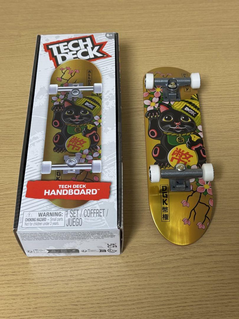 TECH DECK ハンドボード DGK