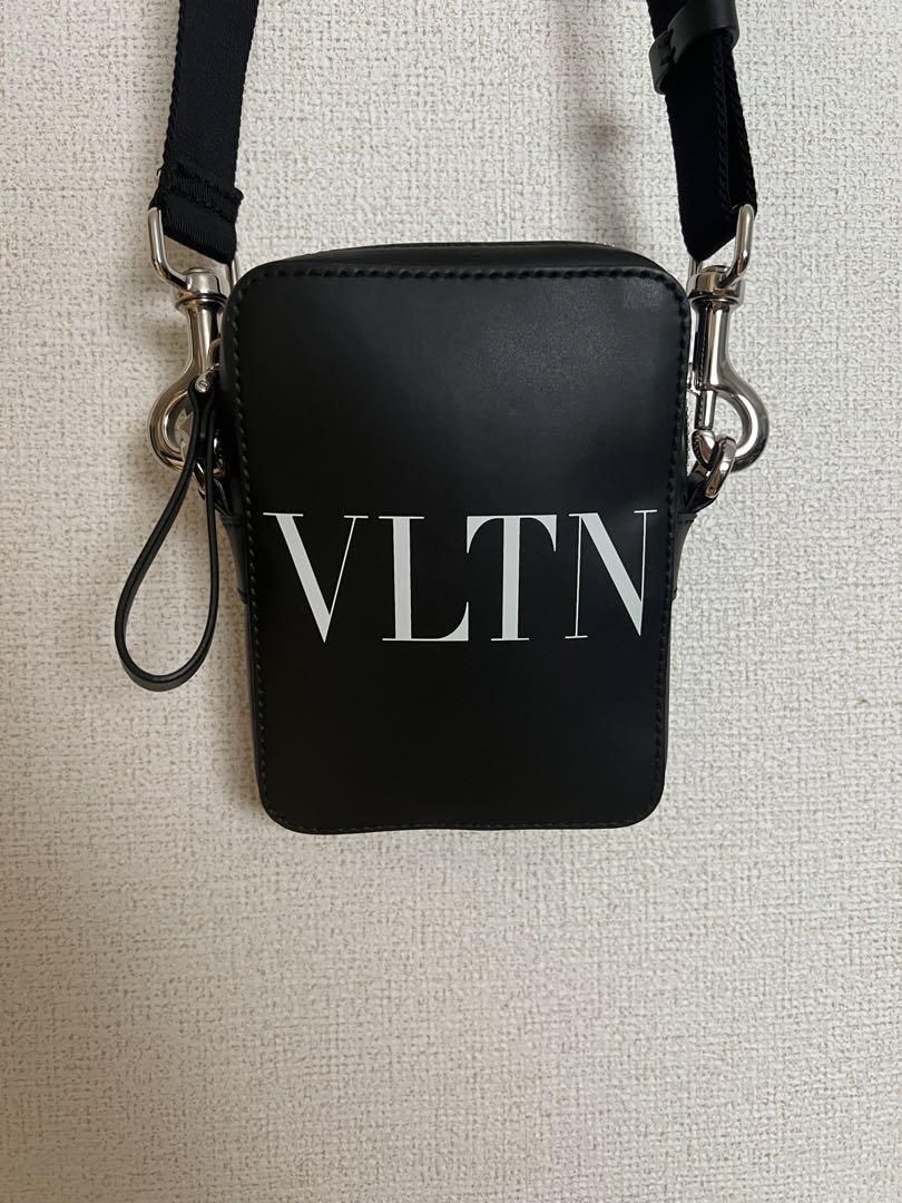 valentino ヴァレンティノ ショルダーバッグ - ショルダーバッグ新着