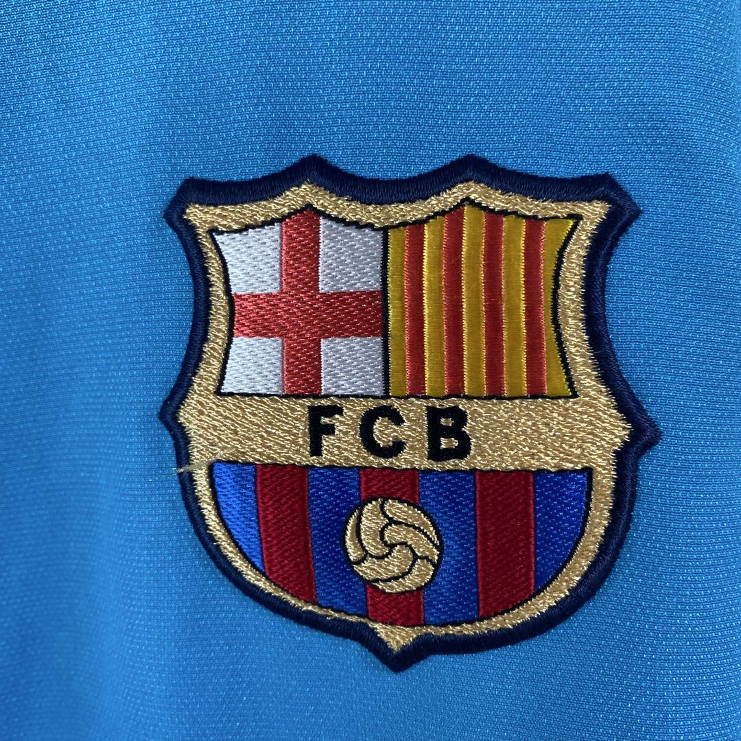NIKE FC Barcelona ウォームアップウェア上下、バルセロナマフラー