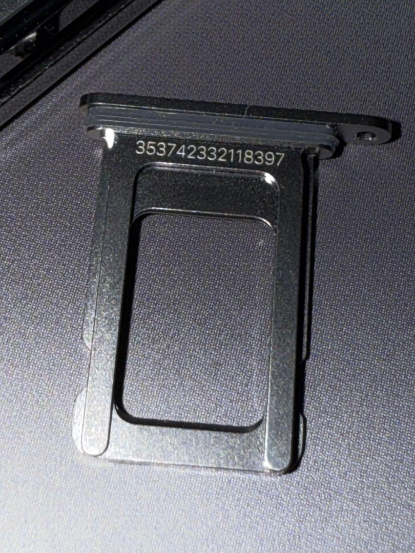 Apple iPhone13 Pro グラファイト(中古です、パネル交換済)