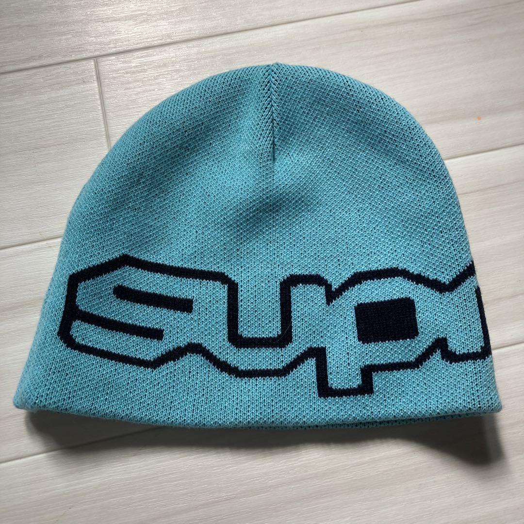 Supreme 水色 ニット帽 ロゴ入り