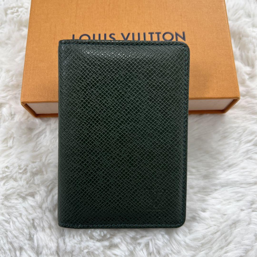 LOUIS VUITTON ルイヴィトン　タイガ　パスケース　カード入れ