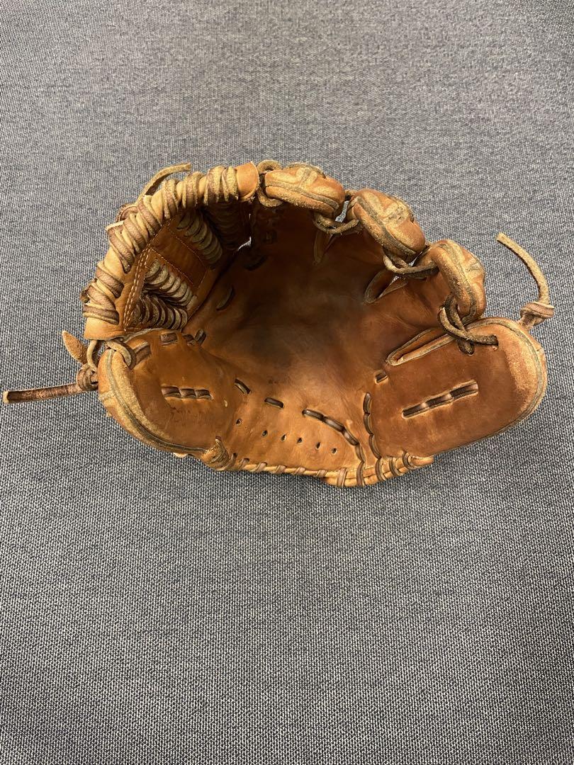良型　ミズノ　グローバルエリート　野球 軟式グローブ 一般用　大人　右投げグラブ