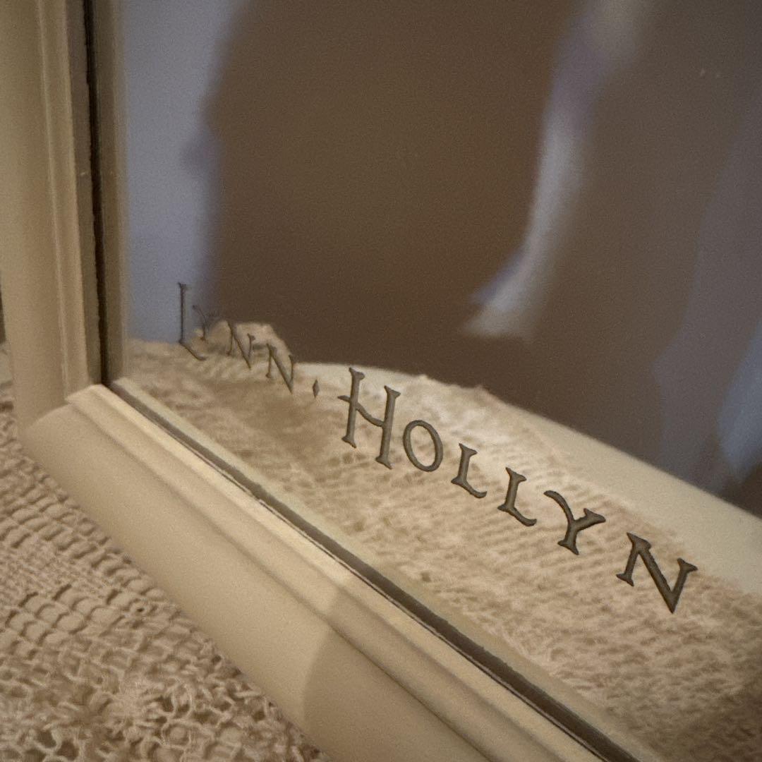 鏡　リンホーリン　LYNN HOLLYN