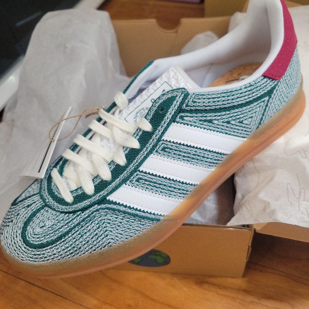 アディダス　SW GAZELLE INDOOR 27.0