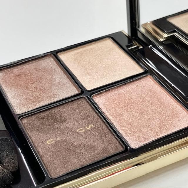 ○SUQQU デザイニング カラー アイズ 01 優芍薬 - メルカリ