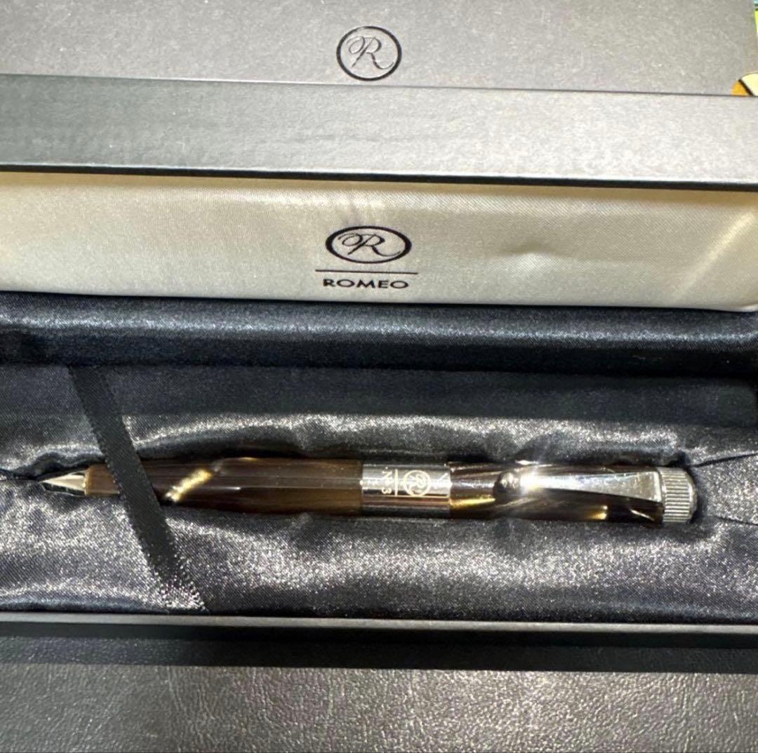 ROMEO No.3 イタリアングレー 太軸ボールペン