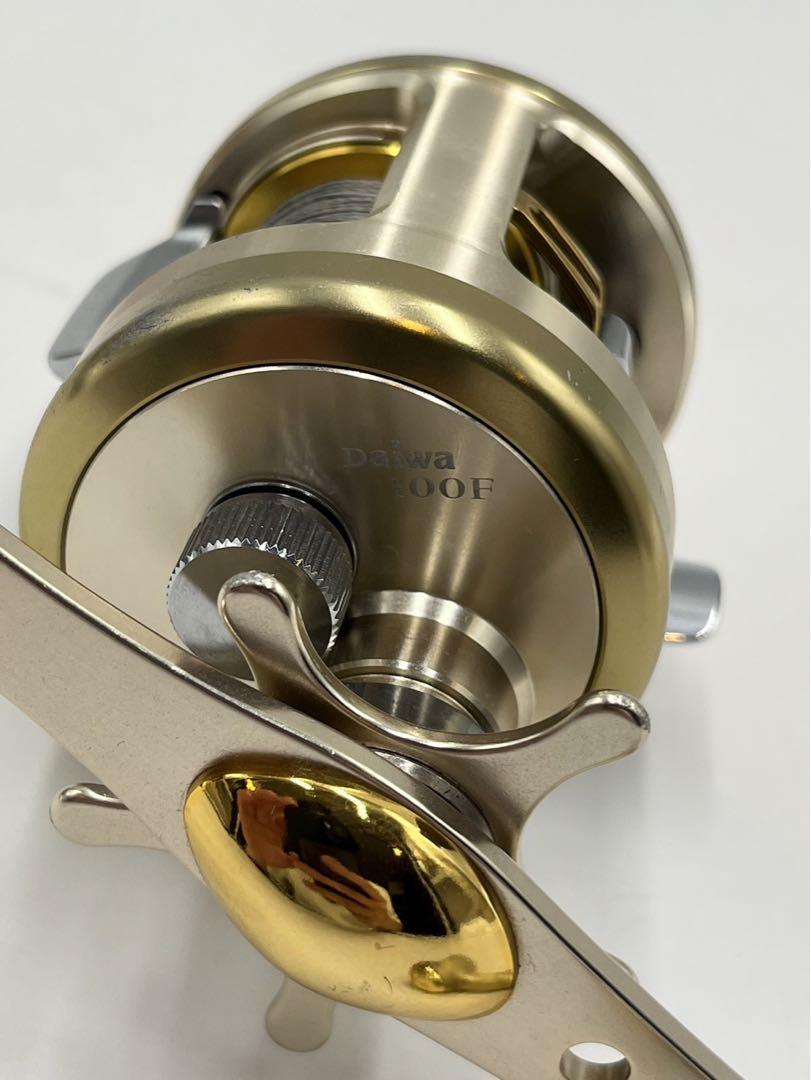 Daiwa CV-Z100F ミリオネア　リール