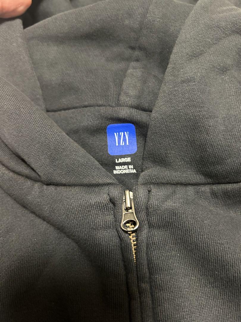 yeezy gap foodie Lサイズ　ブラック トップス