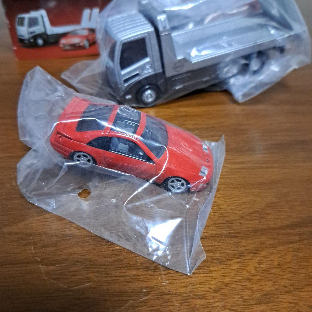 トミカ　トランスポーター　フェアレディZ 300ZX ツインターボ