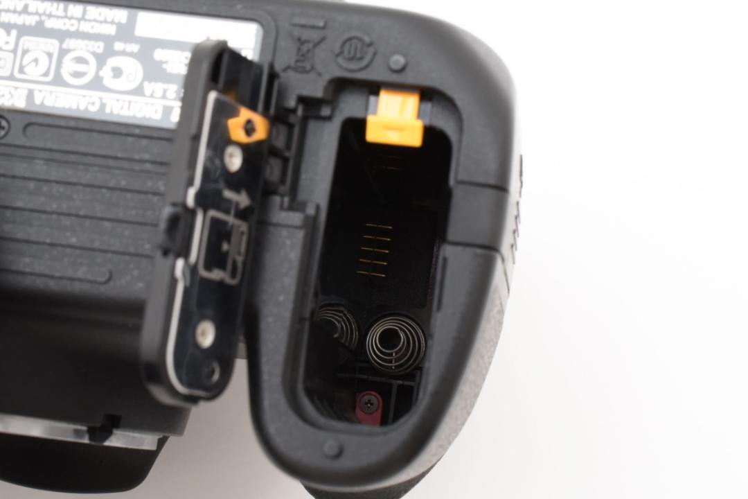 ☆フラッシュ発光NG品☆Nikon ニコン D3200 ボディ #19647