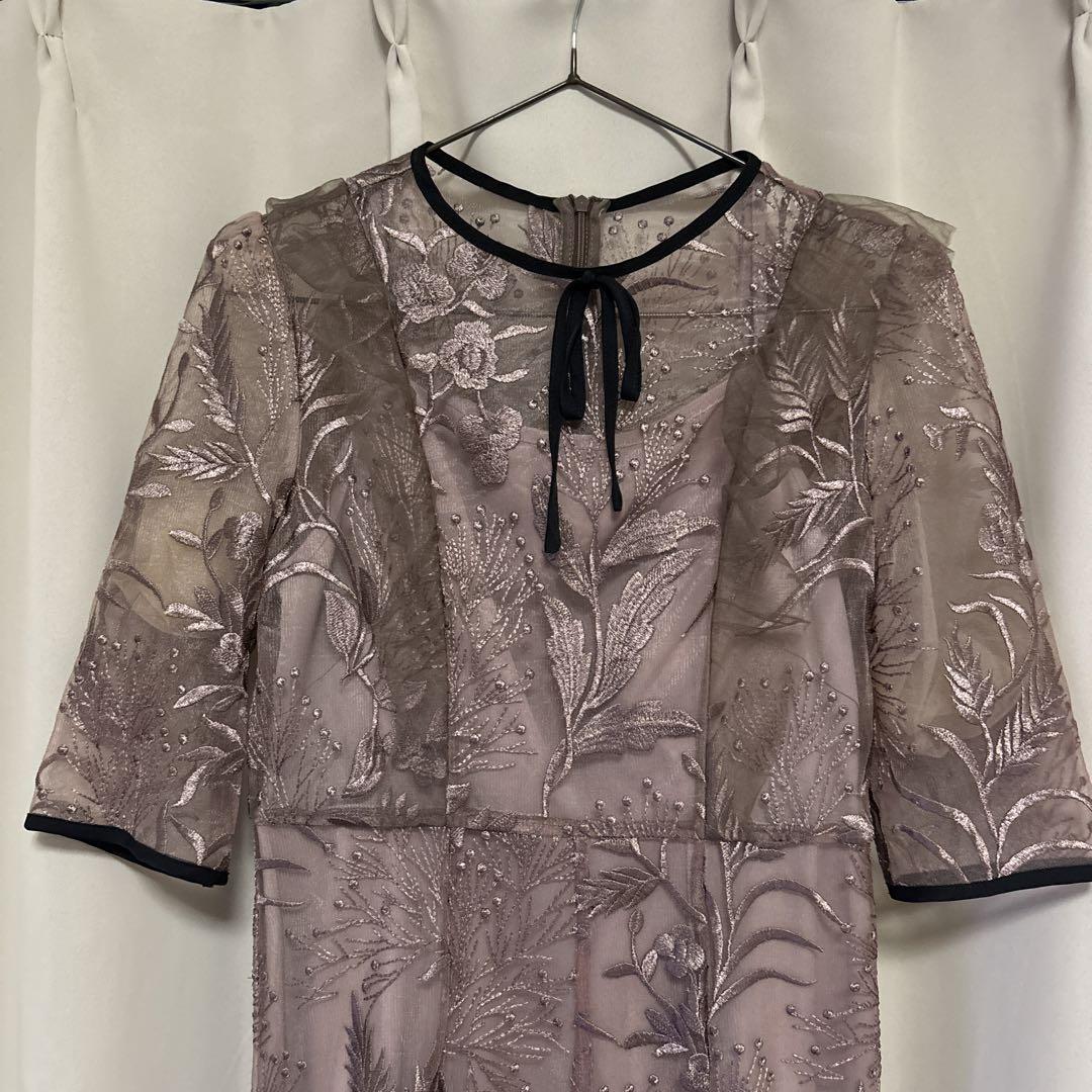 新品【LEJA】刺繍レース配色パイピングショルダーフリルマーメイドシルエット S