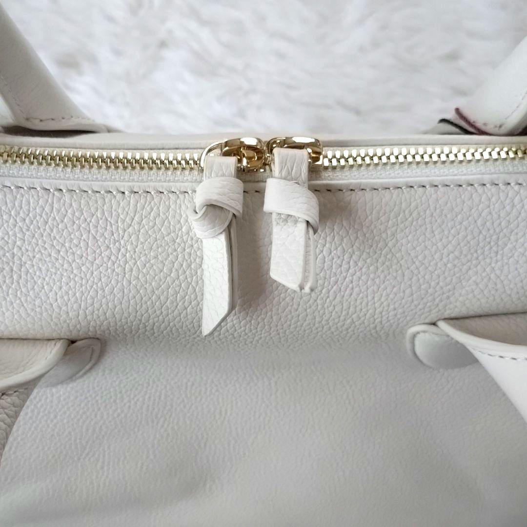 AIGNER アイグナー　本革カバン　バッグ　白