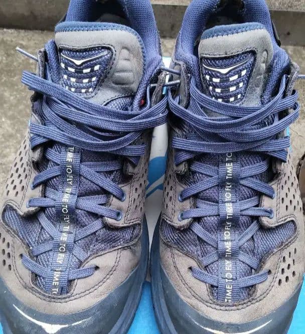 ついに再入荷! 28ガーメンツコラボ windsor-berkshire HOKA wp hoka