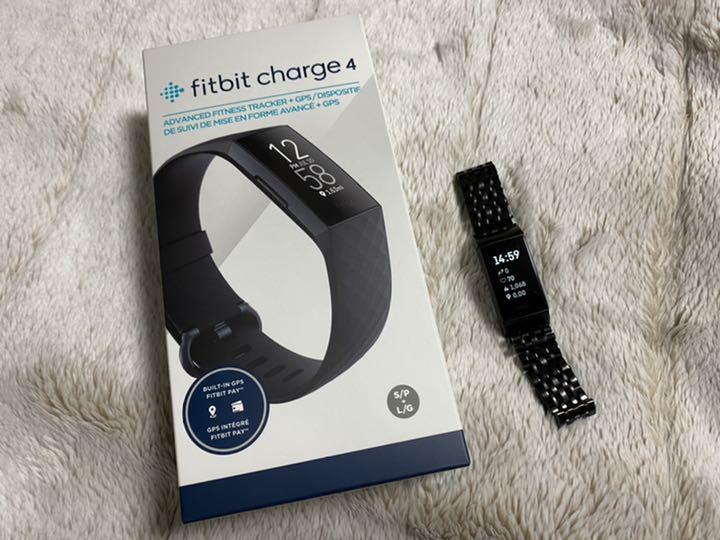 fitbit charge4 メタルバンド（黒と金2本セット）