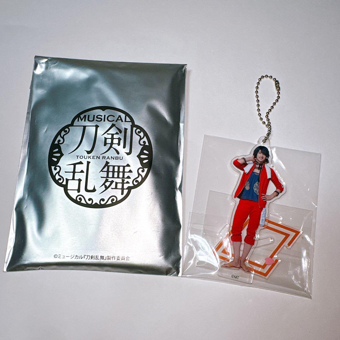 刀ミュ】歌合 アクスタキーホルダー【長曽祢虎徹】 - メルカリ