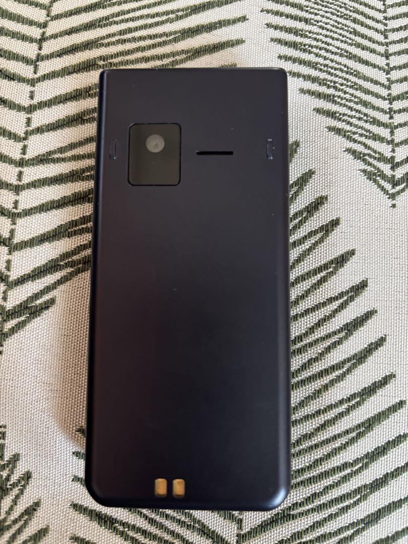 docomo arrows ケータイ　ベーシック　F-41C ネイビーブラック