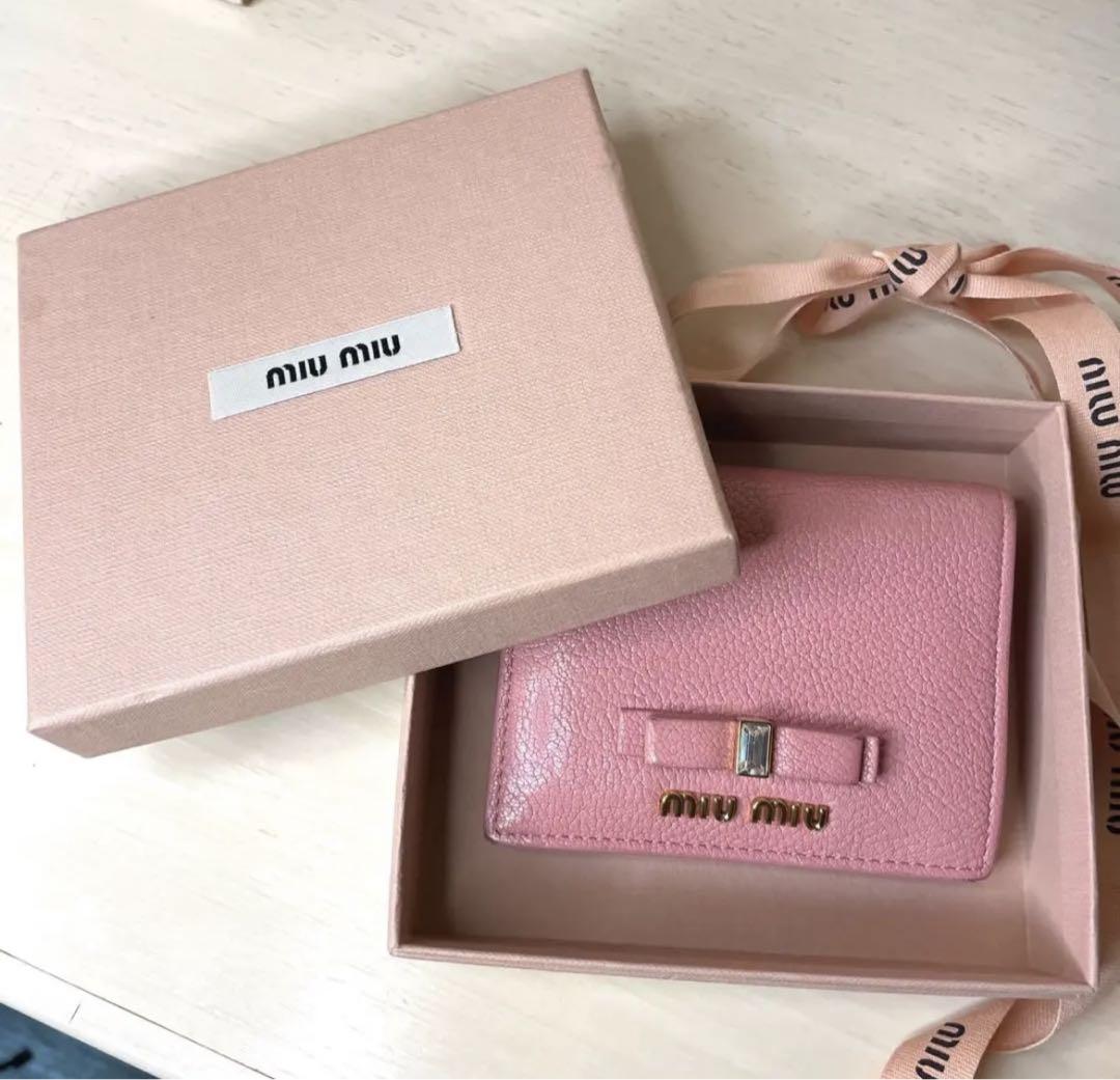 ☆美品☆ miumiu 二つ折り財布