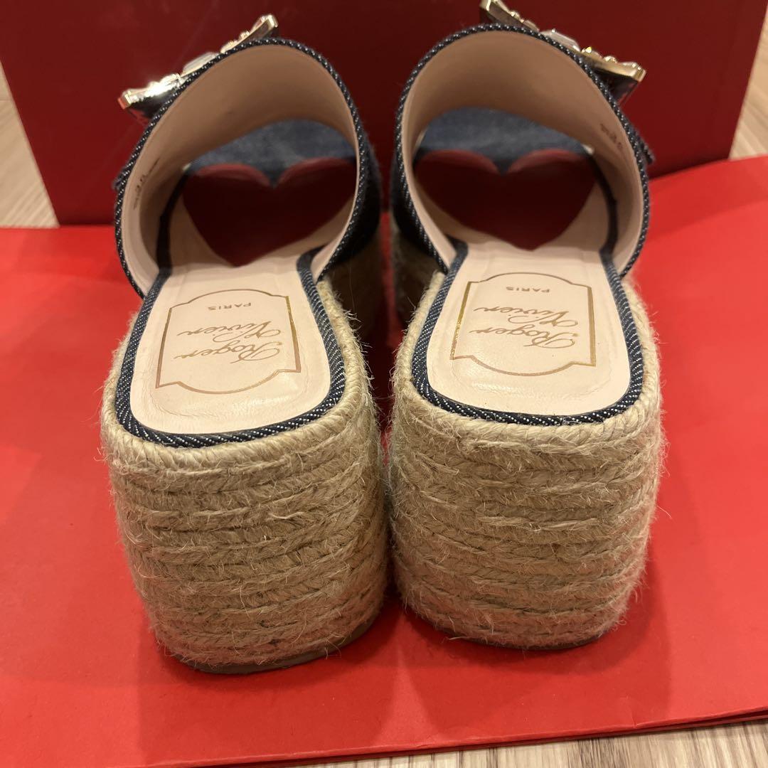 美品！　Roger Vivier デニムサンダル　36号 美品！ Roger Vivier デニムサンダル 36号