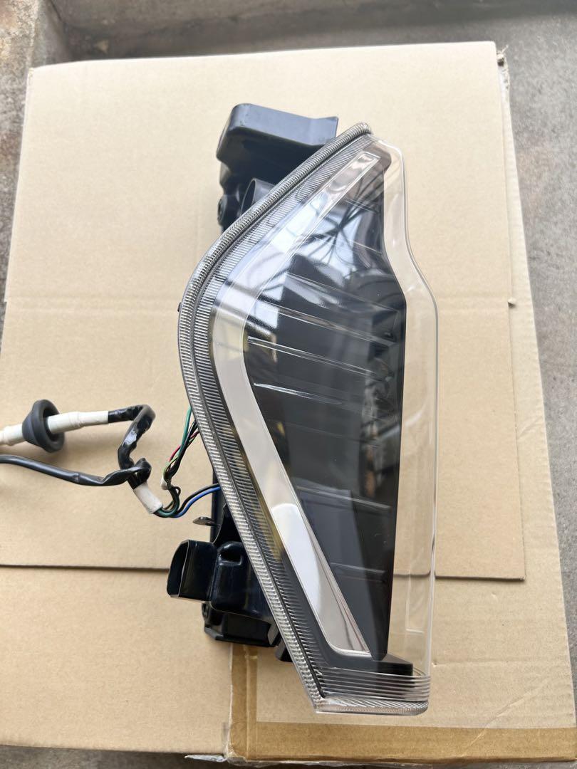 タントカスタムla600S テールランプ 画像8