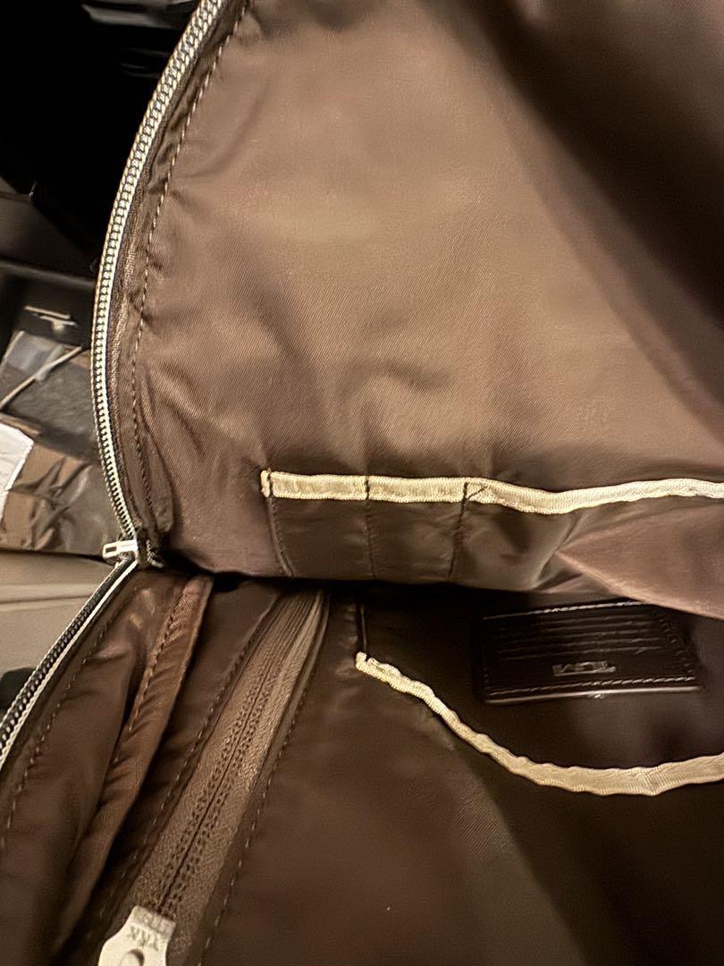 TUMI VOYAGEUR ボディーバッグ