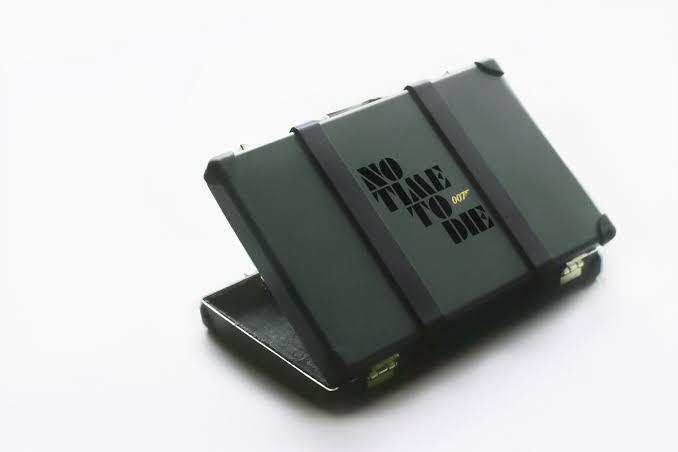 限定 トゥ ダイ グローブ トロッターケース PxzyY-m14026046013 007 ノー タイム 最安値新品