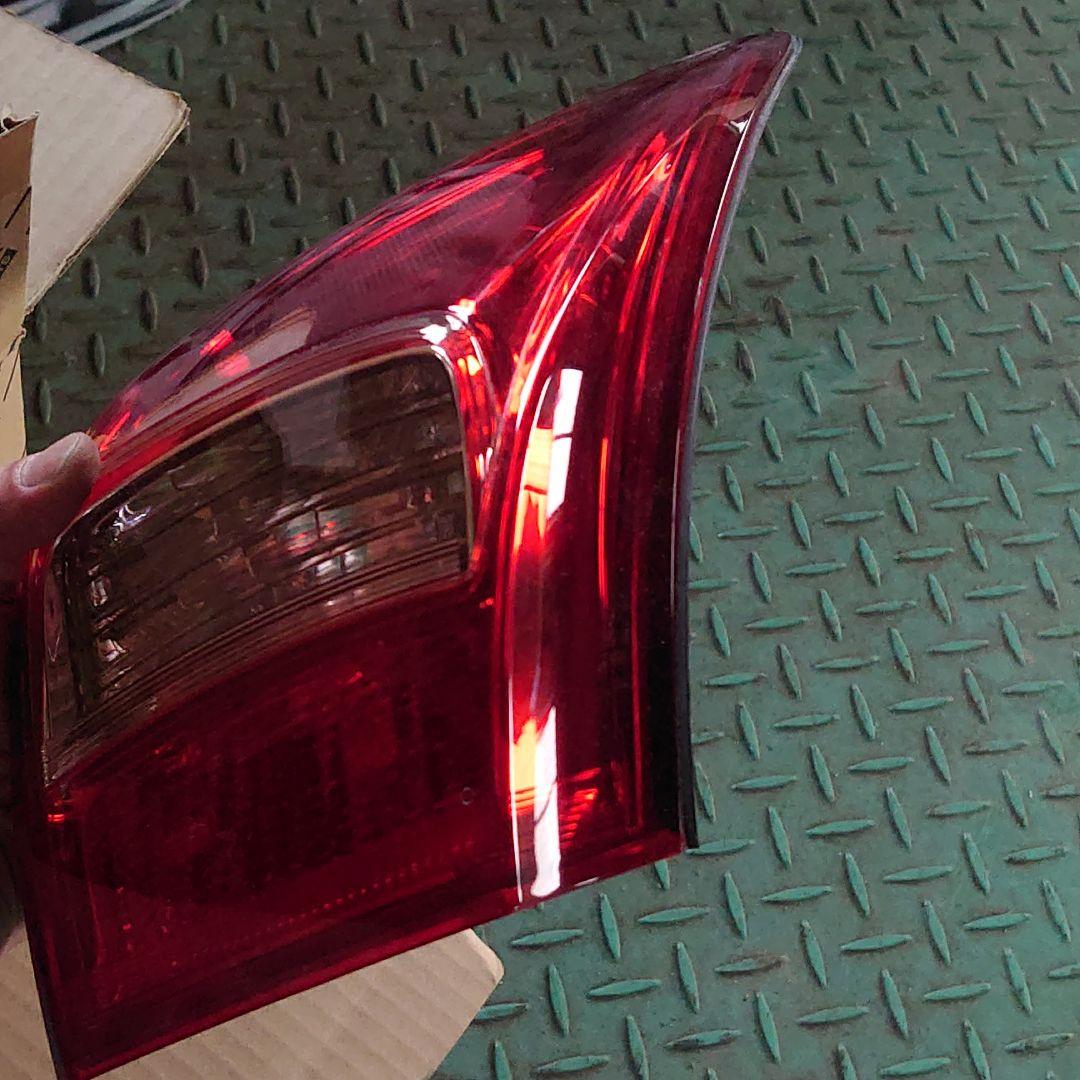 レクサスIS 中古 uUvCp-m14037098882 Lテール 新品在庫