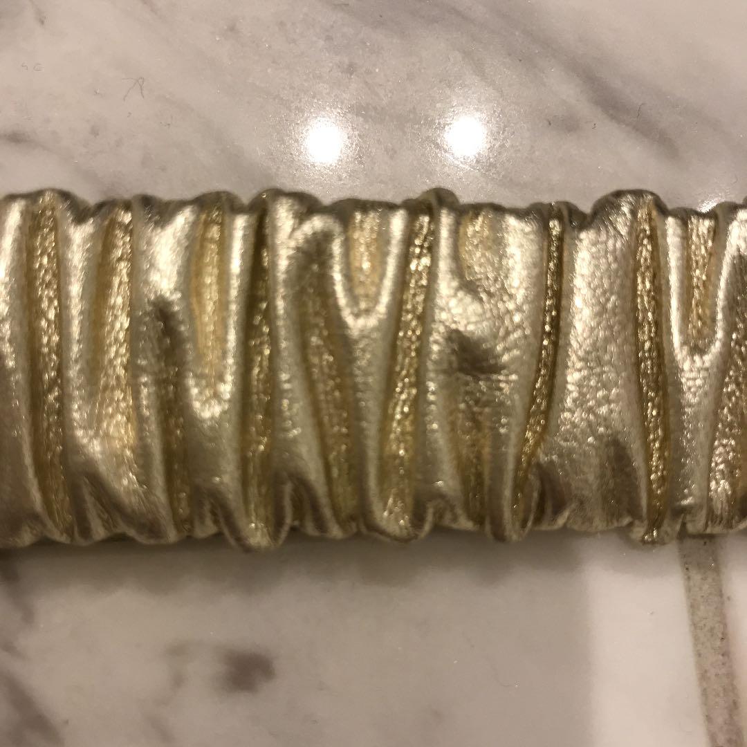 【高品質】 miumiu ゴールドベルト美品 - メルカリ 小物