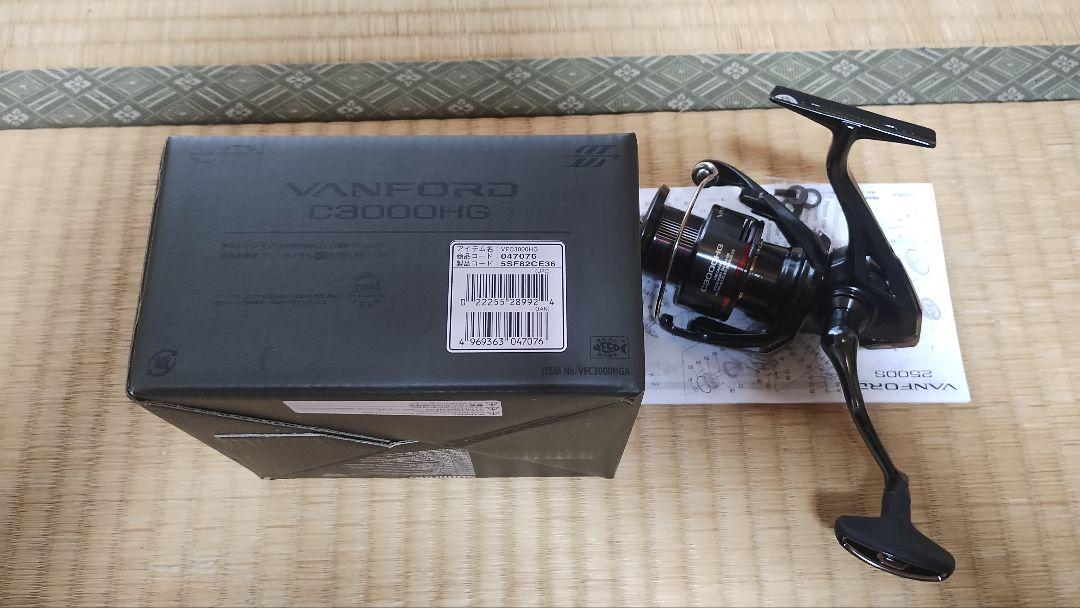 ★★シマノ　ヴァンフォードC3000HG未使用★★