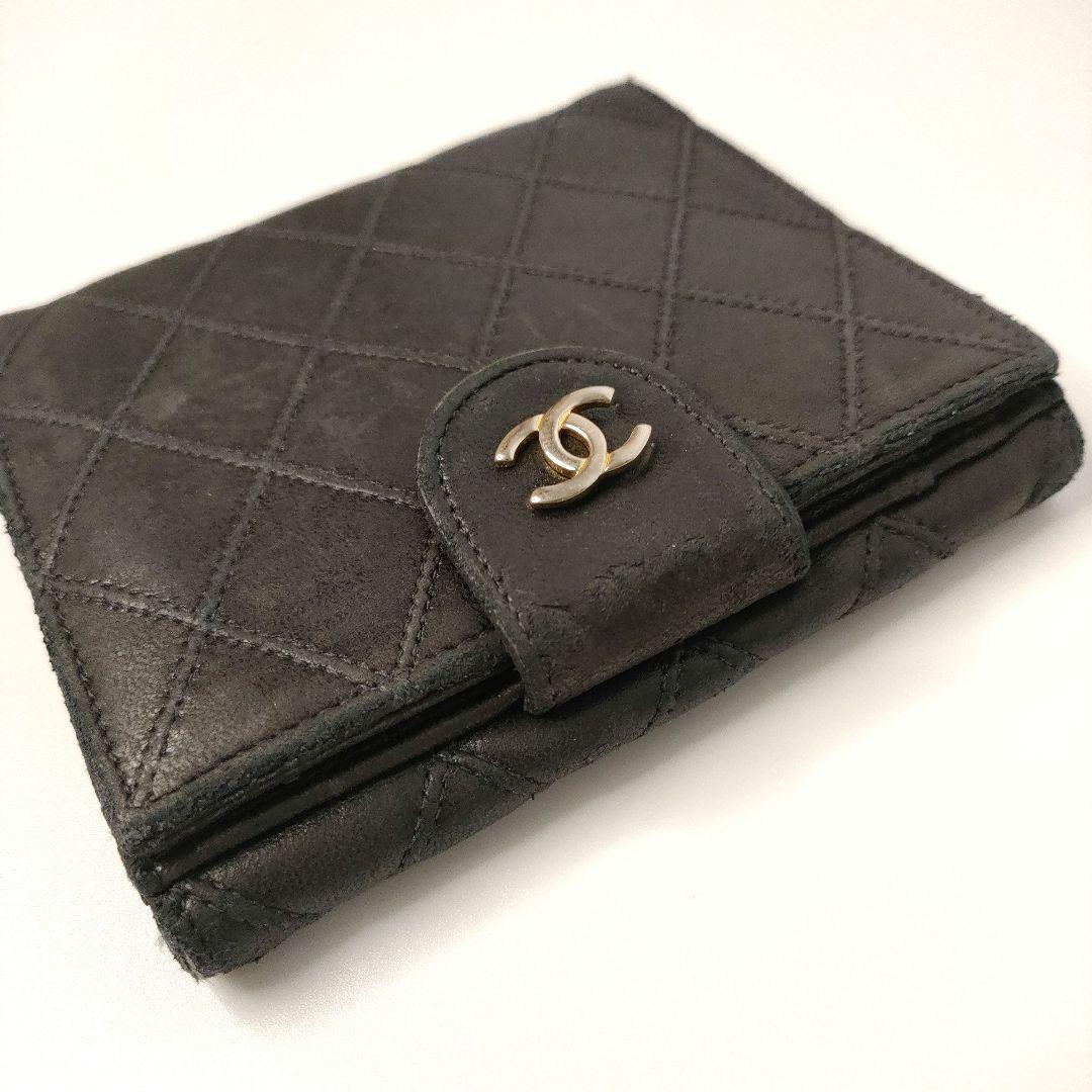 【送料込】 CHANEL ブラック キルティング レザー 折り財布 ビコローレ 小物