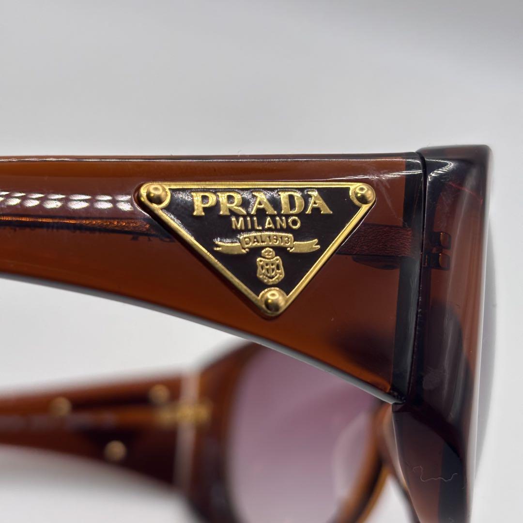 PRADA☆サングラス 三角プレート SPR12M - メルカリ