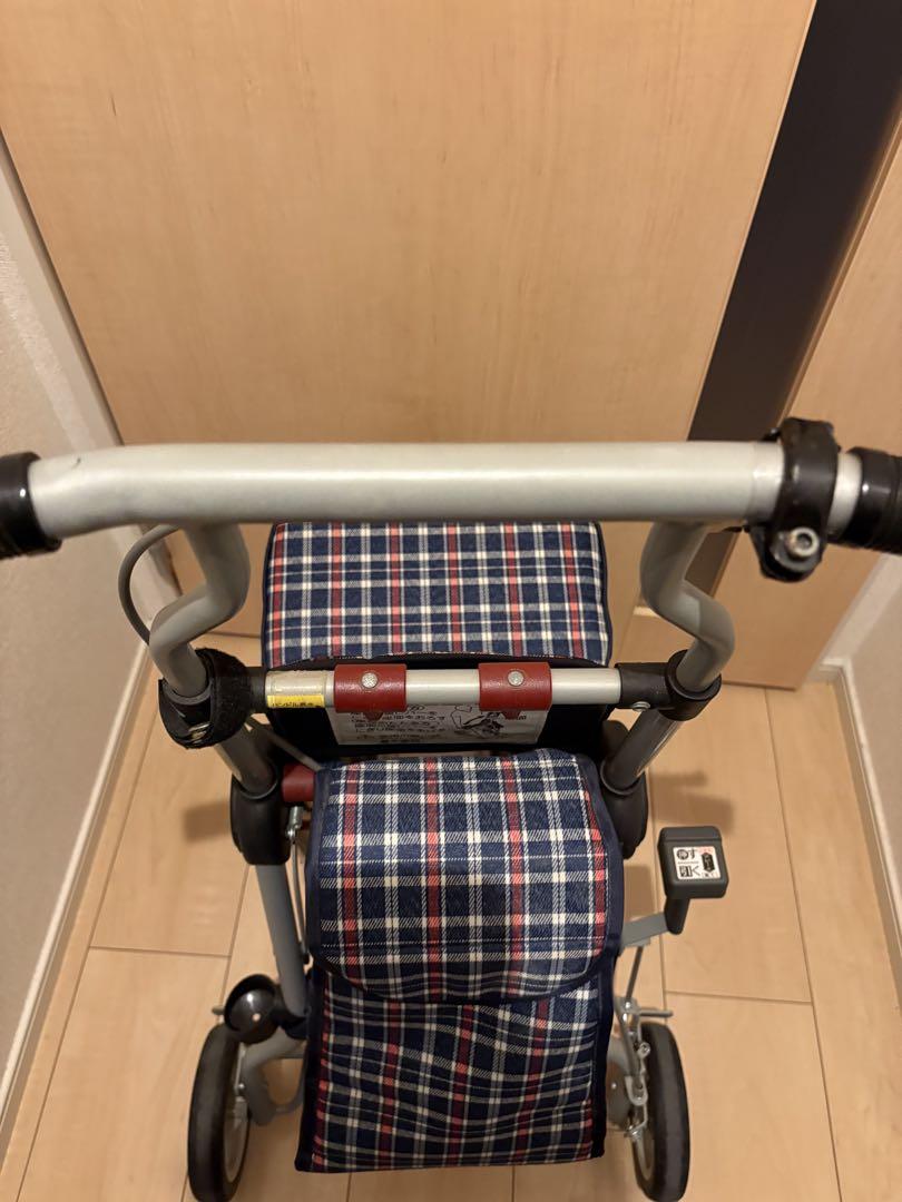 美品【須恵廣工業】ポシェットボンベⅡ シルバーカー