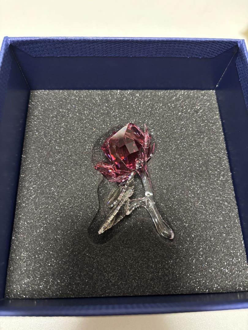 ★ スワロフスキーSWAROVSKI