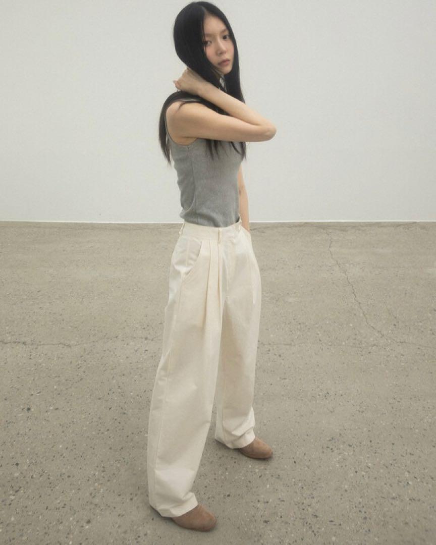 アイボリー 2 Tucks Pants M コットンプリーツ